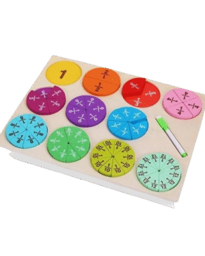 Plateau éducatif en bois recto-verso avec pièces colorées représentant les fractions de 1/1 à 1/12, conçu pour l'apprentissage des fractions chez les enfants.